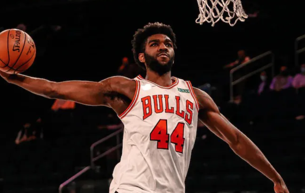 关键时刻突围战来临，芝加哥公牛围绕社区盾战术微调，目标明确，球探报告显示潜力(暗区突围战术博弈)